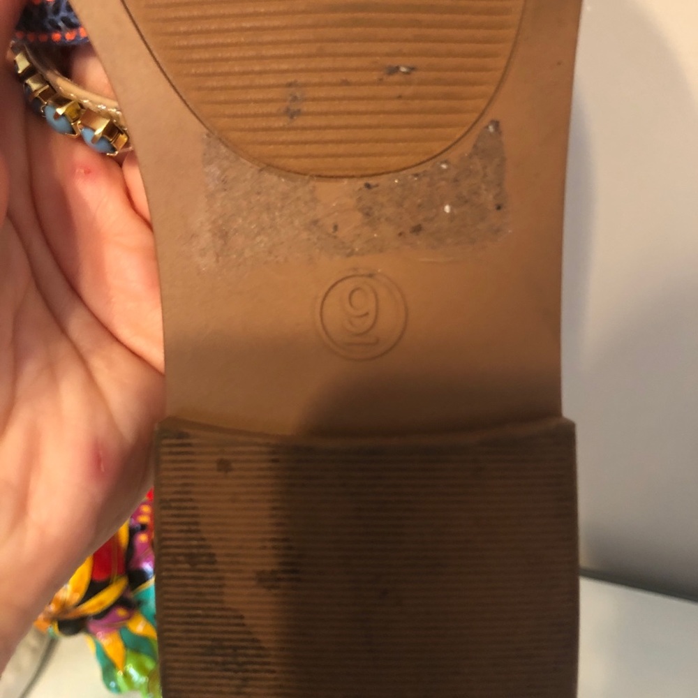 Sandals - Picture 4 of 4